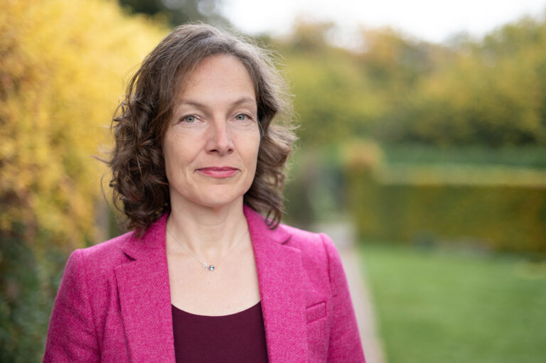 Professorin Michaela Mahlberg wird neue Departmentsprecherin